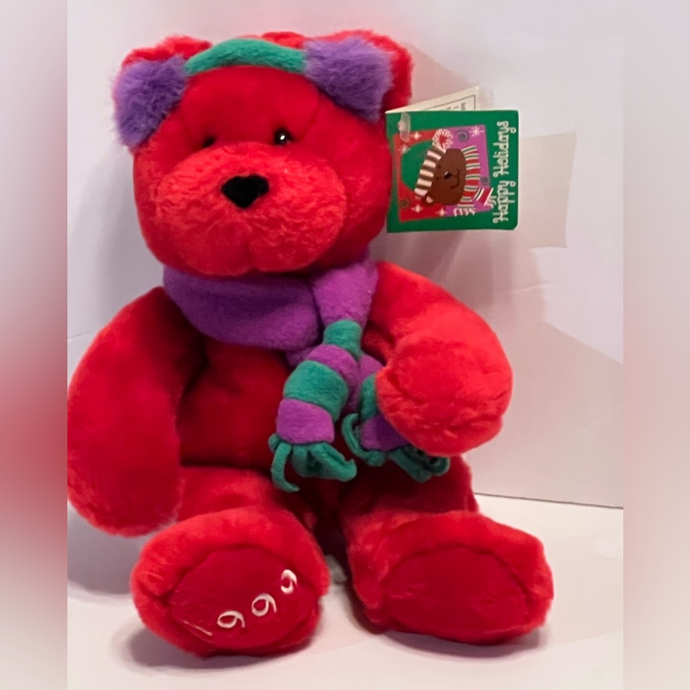 Vintage Happy Holidays Christmas Bear 1999 with tags